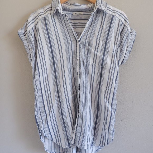 Max Studio Tops - Max Studio White Button Up Top Large size